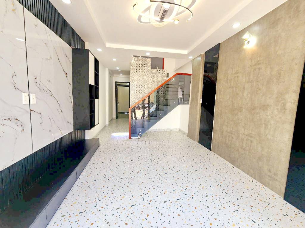 Bán nhà mới 1 lầu hẻm xe hơi đường Âu Dương Lân, phường 3, quận 8